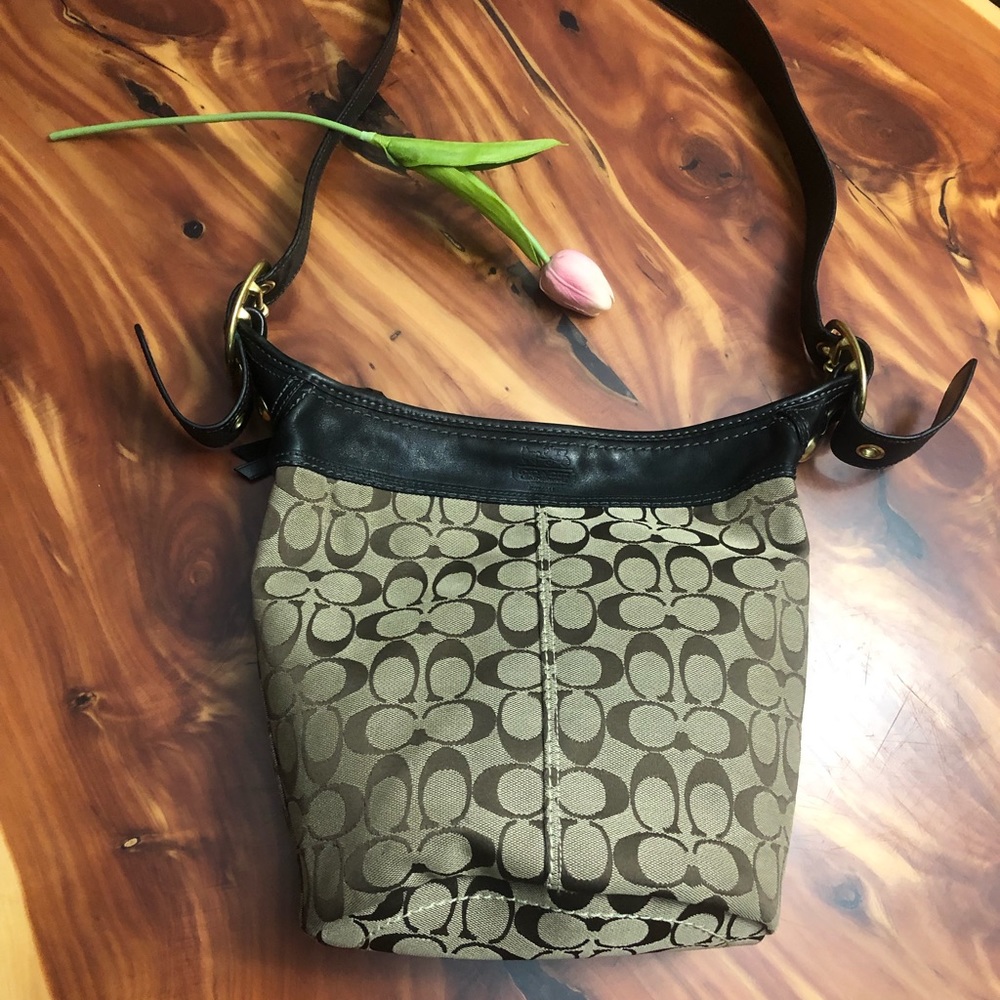 Coach  Signature Bleeker Bucket Brown Shoulder Bag